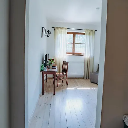 Dwor Klembow Oda ve Kahvaltı 4*