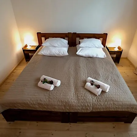 Panzió Dwor Klembow 4*