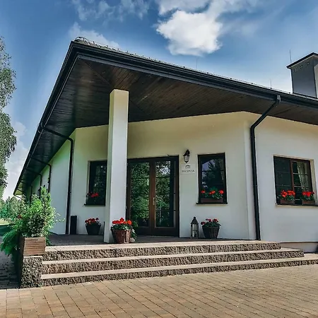 Dwór Klembów Nocleg ze śniadaniem 3*