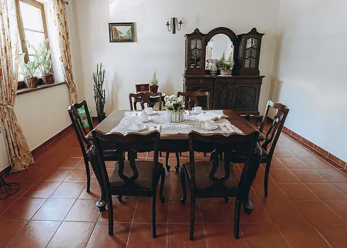 Dwor Klembow Klembów Kościelny